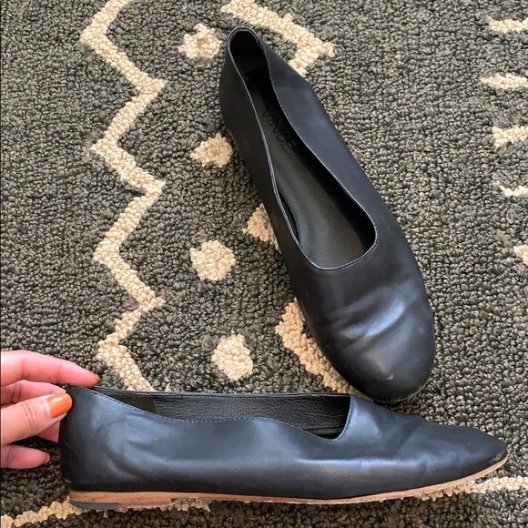 Vince slip on leather flats size 36.5/6.5 - Picture 2 of 8